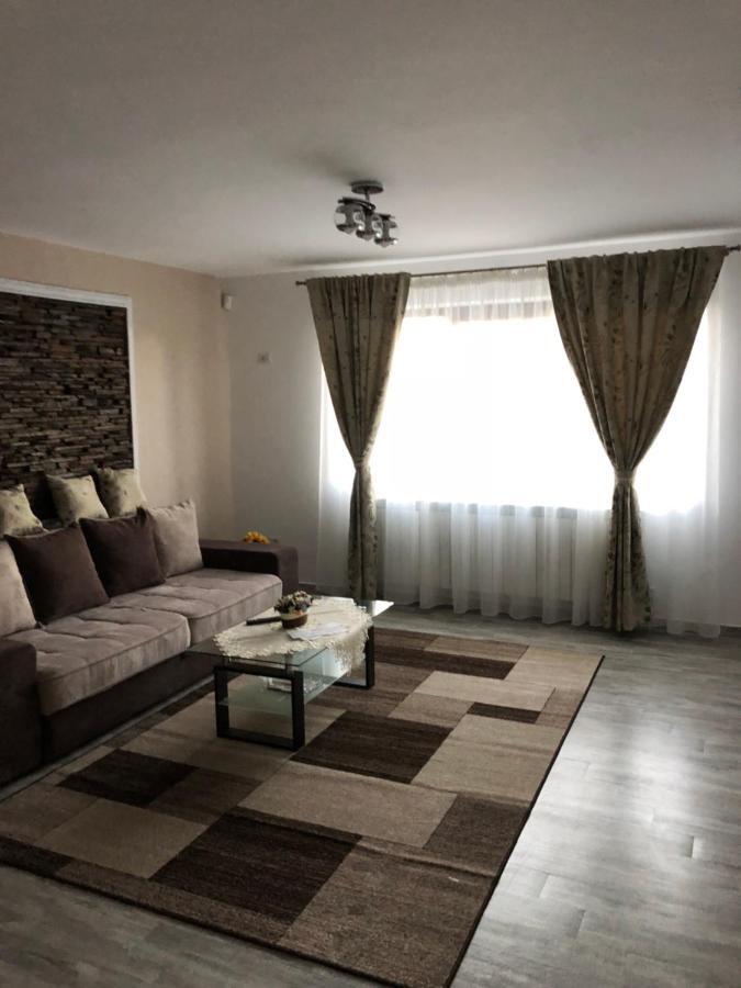 Aparthotel Aleria De Piatra Piatra Neamţ Exterior foto